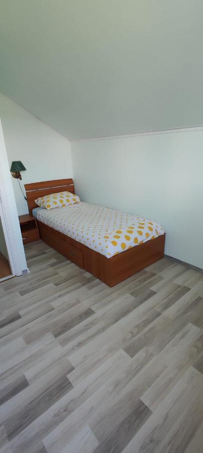 Casa Edu Apartment Авриг Екстериор снимка