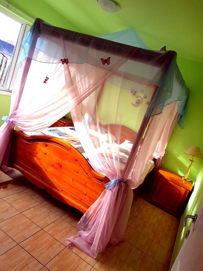 Casa Edu Apartment Авриг Екстериор снимка